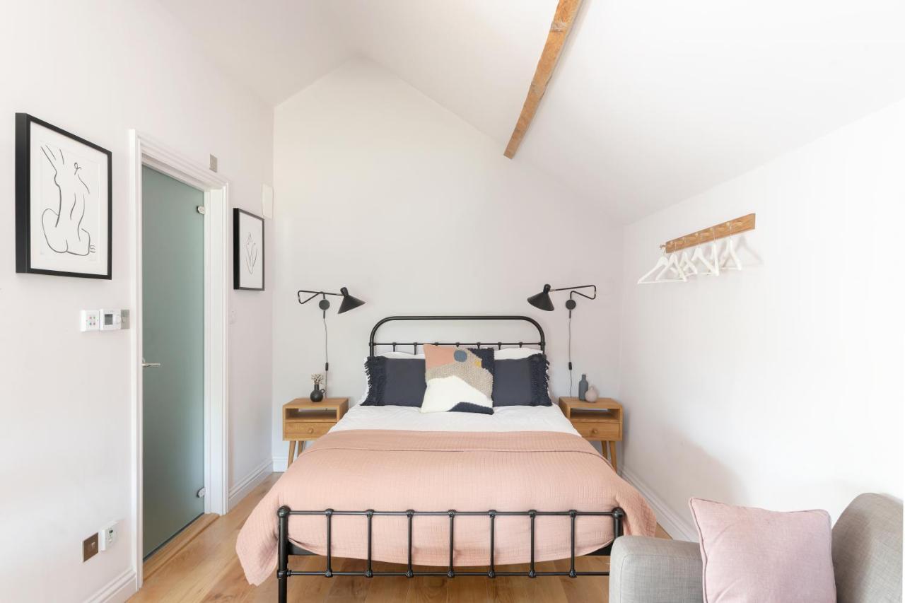 The Hayloft By Black Door Stays Bath Exterior photo