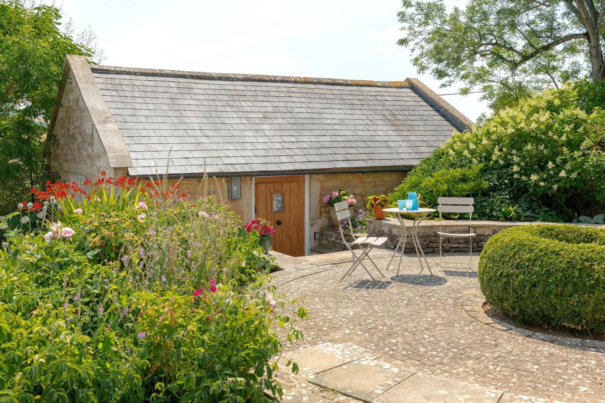 The Hayloft By Black Door Stays Bath Exterior photo